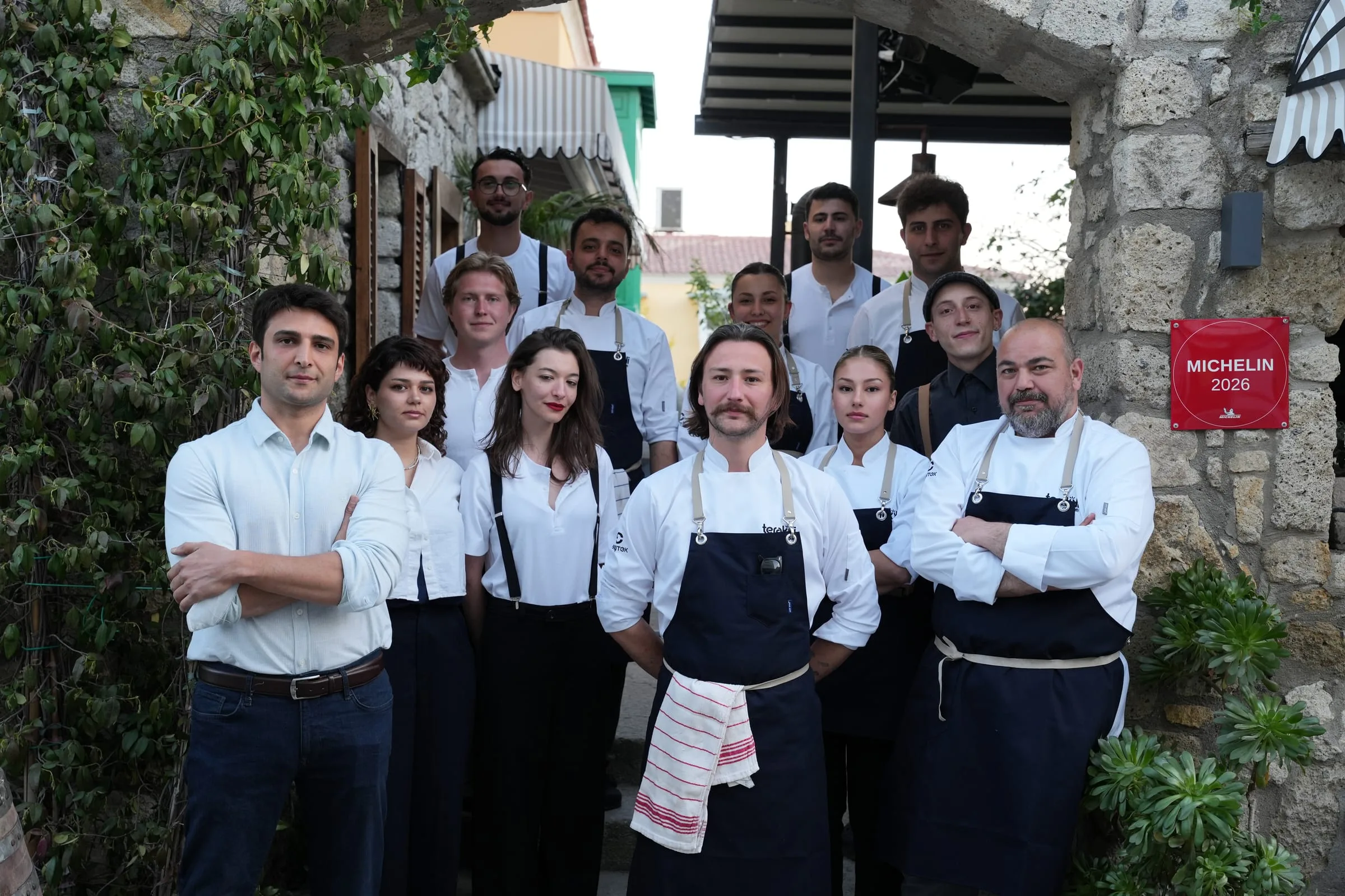 Terakki ekibi, mutfak ve salon